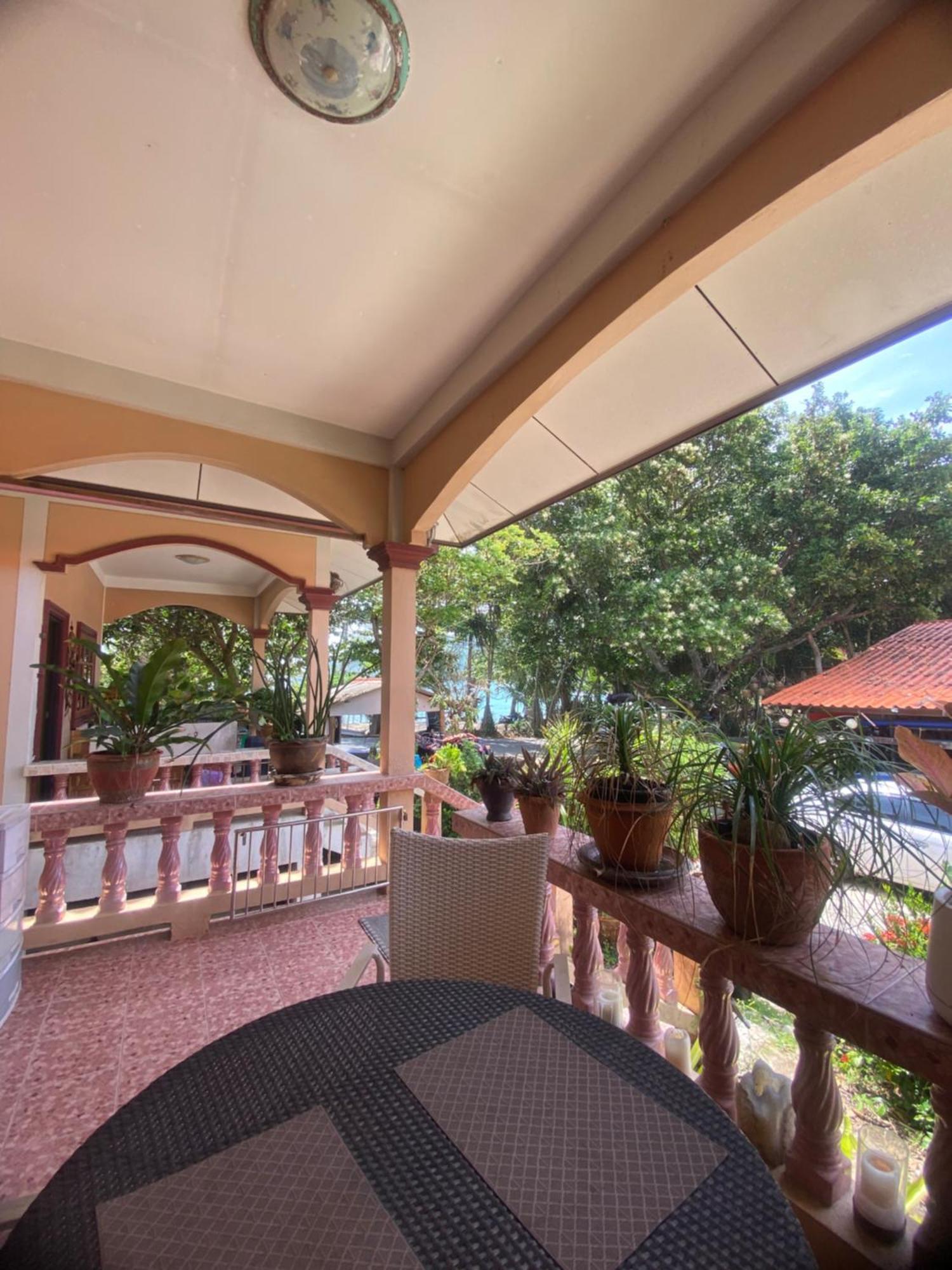Vakantiehuis Beachfront South Of Phuket